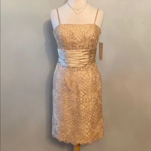 Montage by Mon Cheri, Bisque color, Size 6